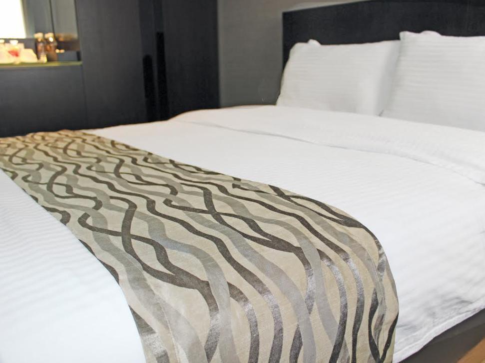 11@Century Hotel Johor Bahru Bagian luar foto