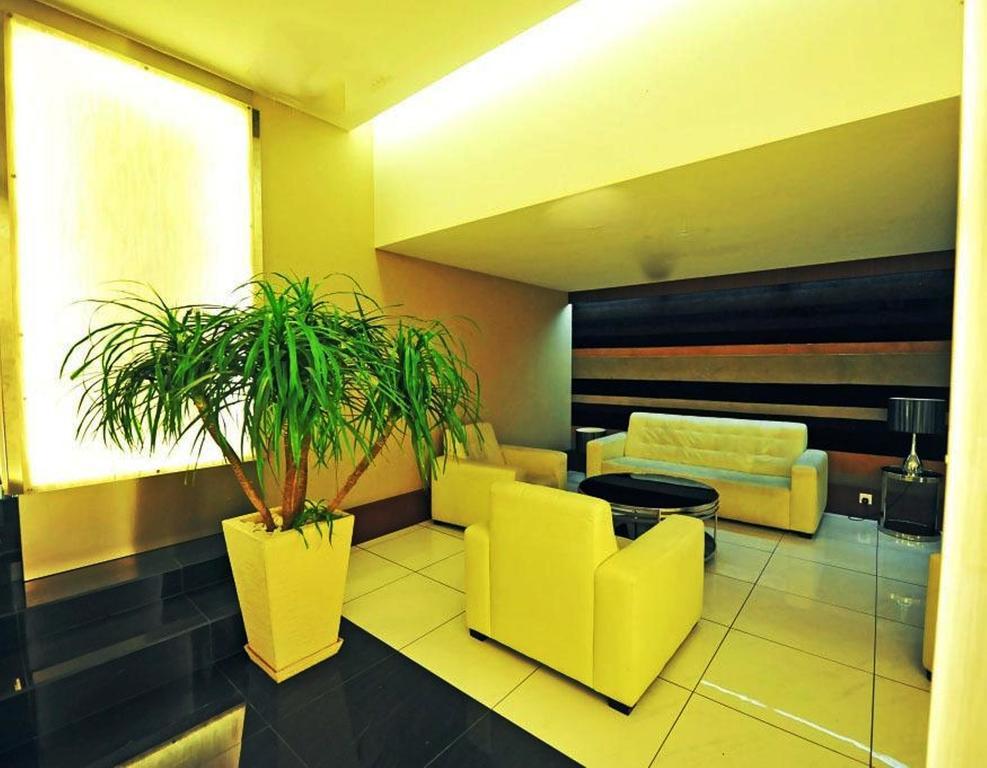 11@Century Hotel Johor Bahru Bagian luar foto