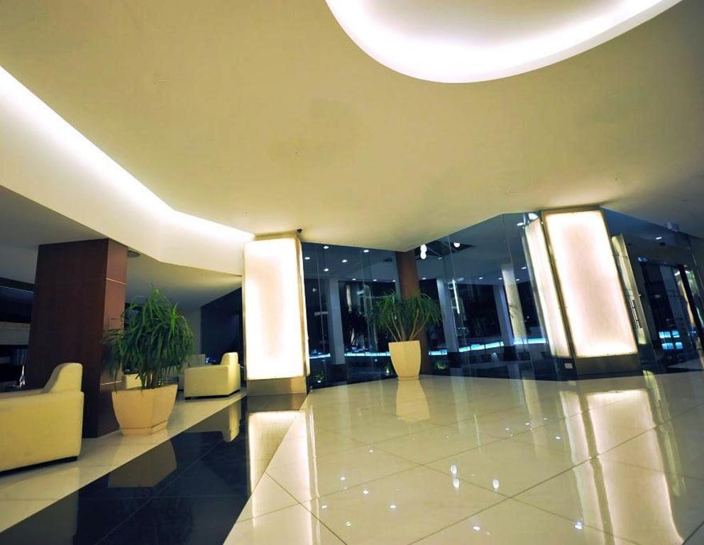 11@Century Hotel Johor Bahru Bagian luar foto