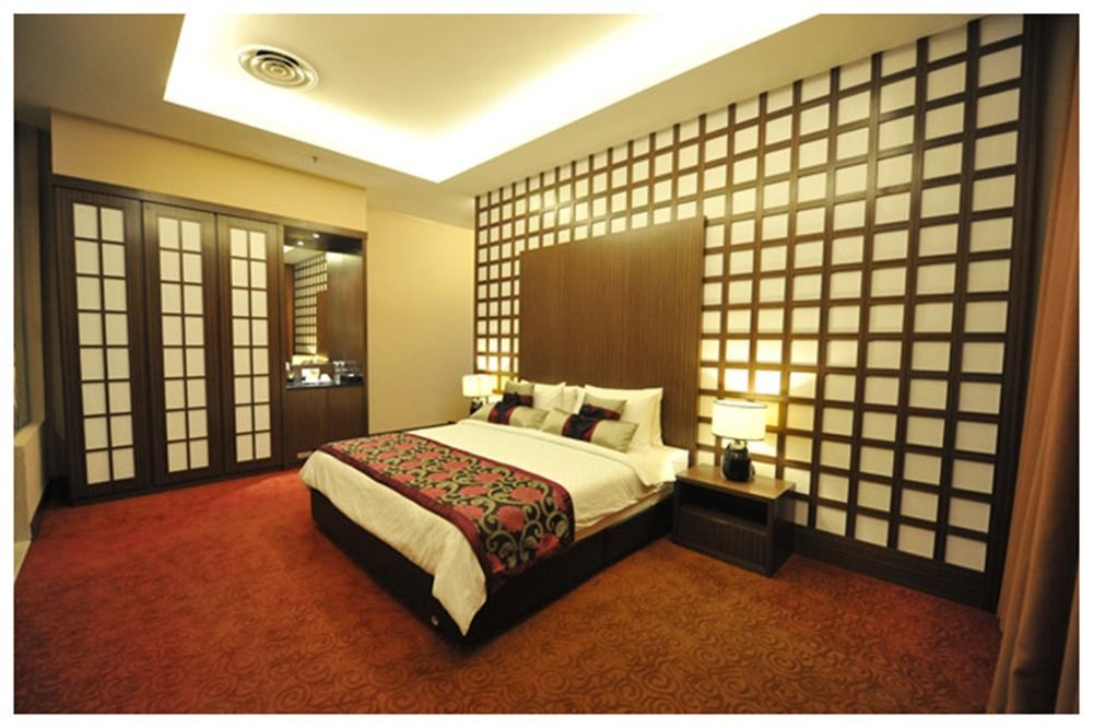 11@Century Hotel Johor Bahru Bagian luar foto